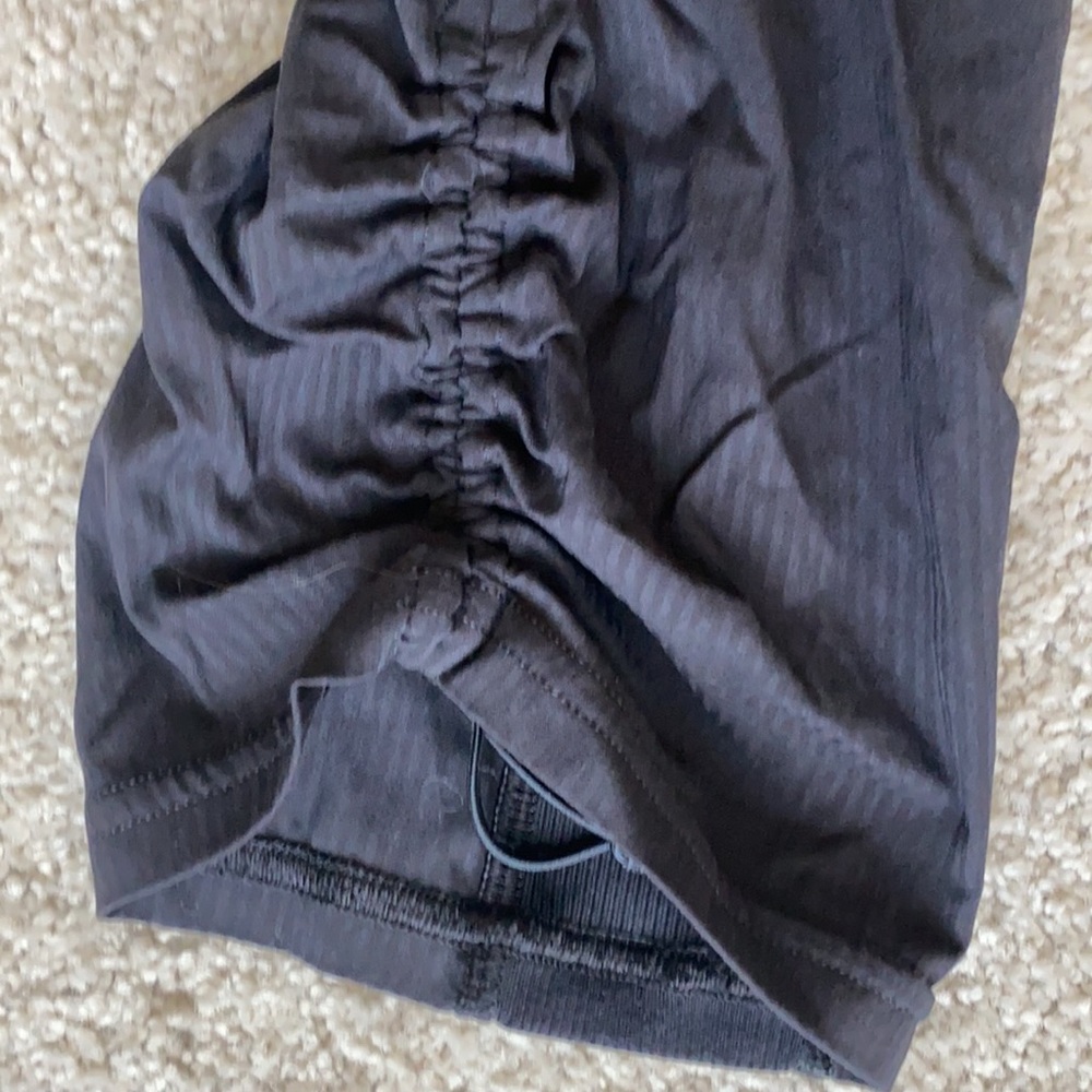 Like New Lululemon Dance Studio Capri View 2